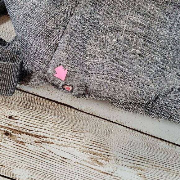 Herschel Supply Company | Iona Backpack Raven Crosshatch Grey & Black Red Inside - Picture 15 of 15